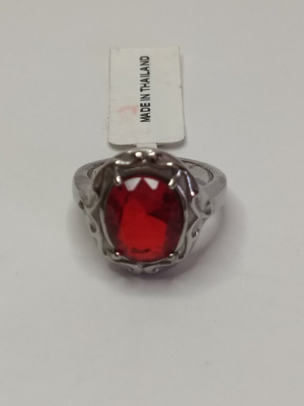 Oval Red Faceted Gemstone Silver Tone Cocktail Ring New with Tags Size 7 Glam